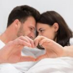 Sau nâng mũi có quan hệ được không?